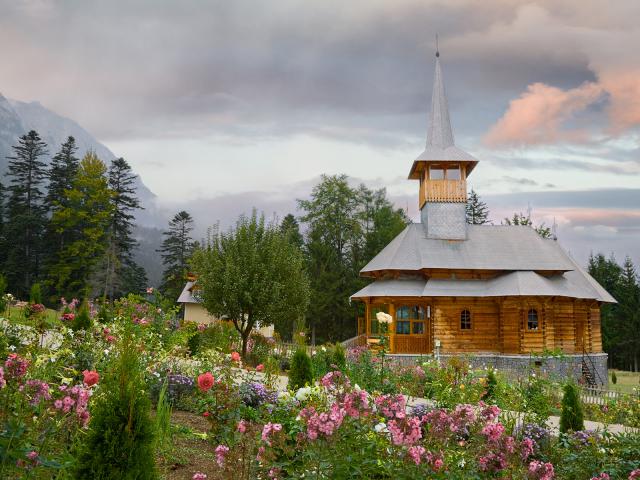 Caraiman_Monastery