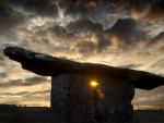 Sunset_at_Poulnabrone