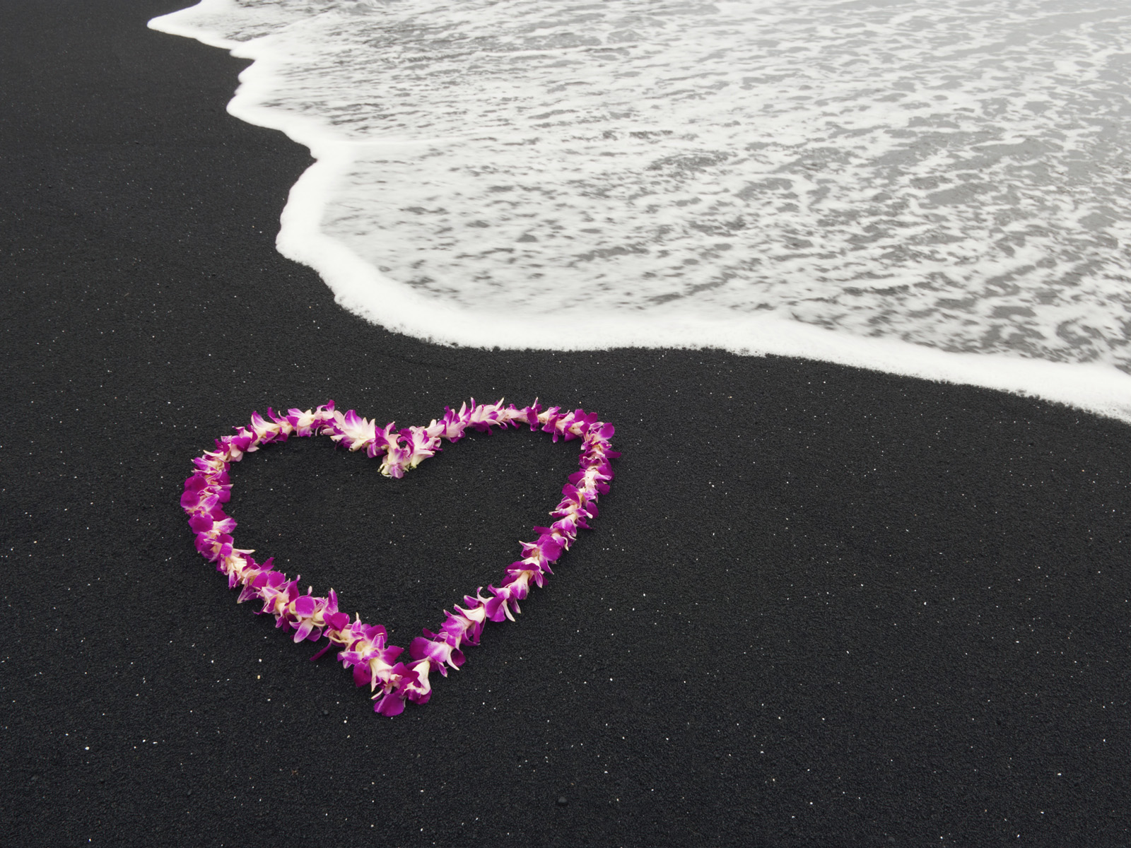 Heart_Shaped_Lei