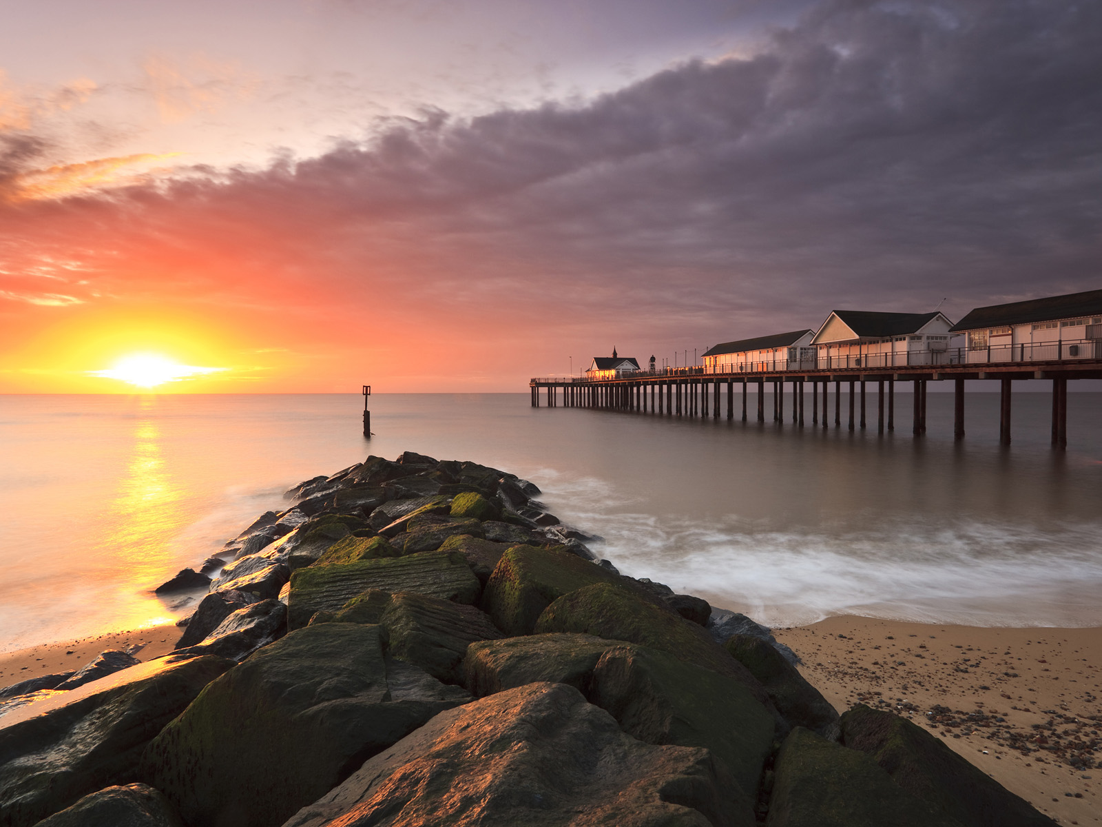Dawn_on_Southwold