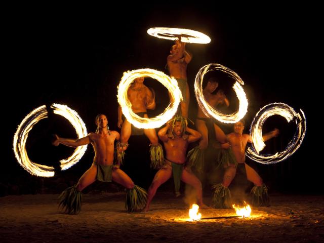Fire_Dancers