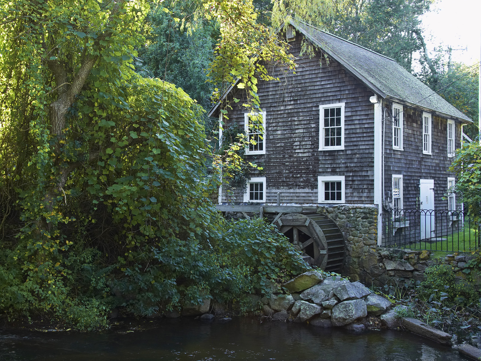 Stony_Brook_Grist_Mill