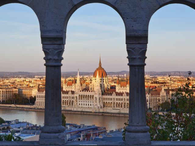 Hungarian_Parliament