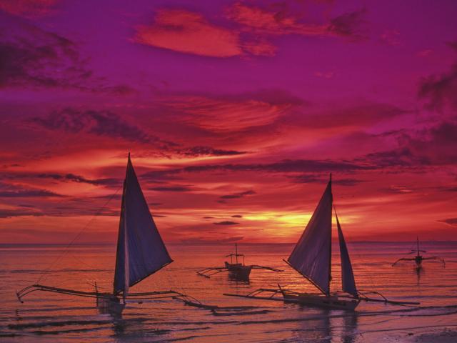 Outrigger_Boats_at