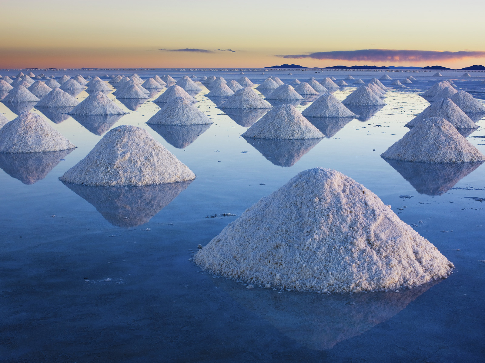 Salt_Mounds