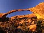 Landscape_Arch_at_Sunrise