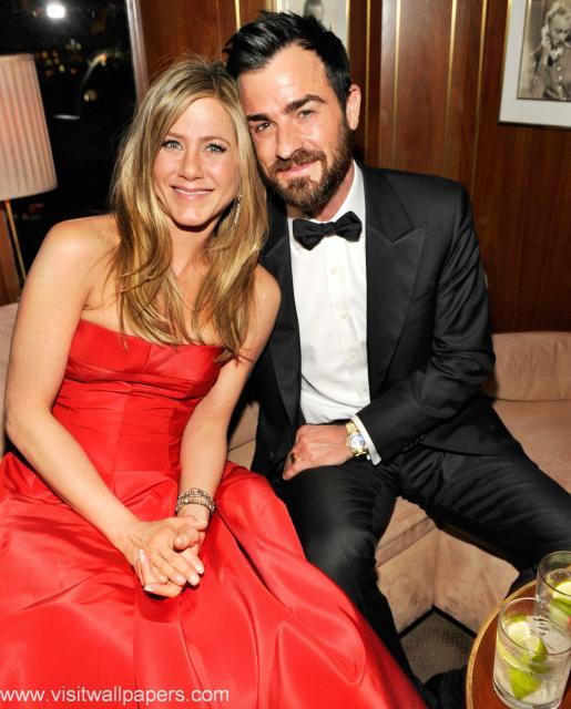 Jennifer_Aniston_01