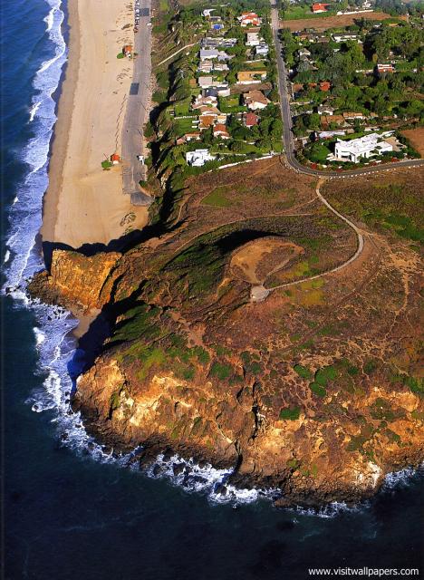 Aerial_view_240