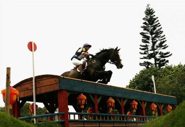 equestrian02