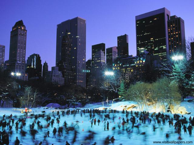 Skaters_at_Wollman_Rink