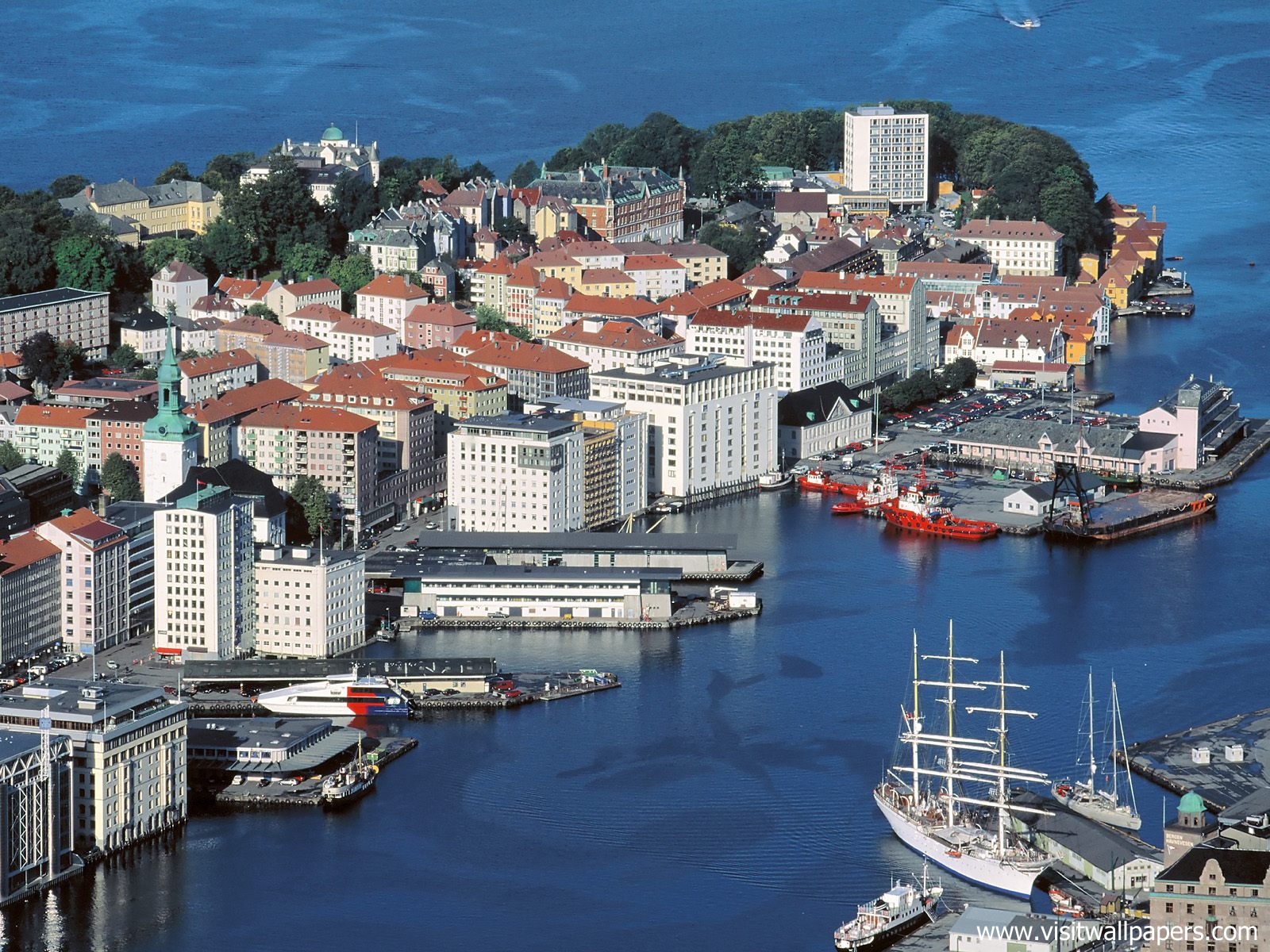 Aerial_view_304