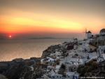 Oia_Sunset_Santorini_Greece