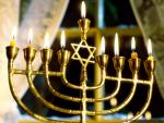 Shining_Menorah