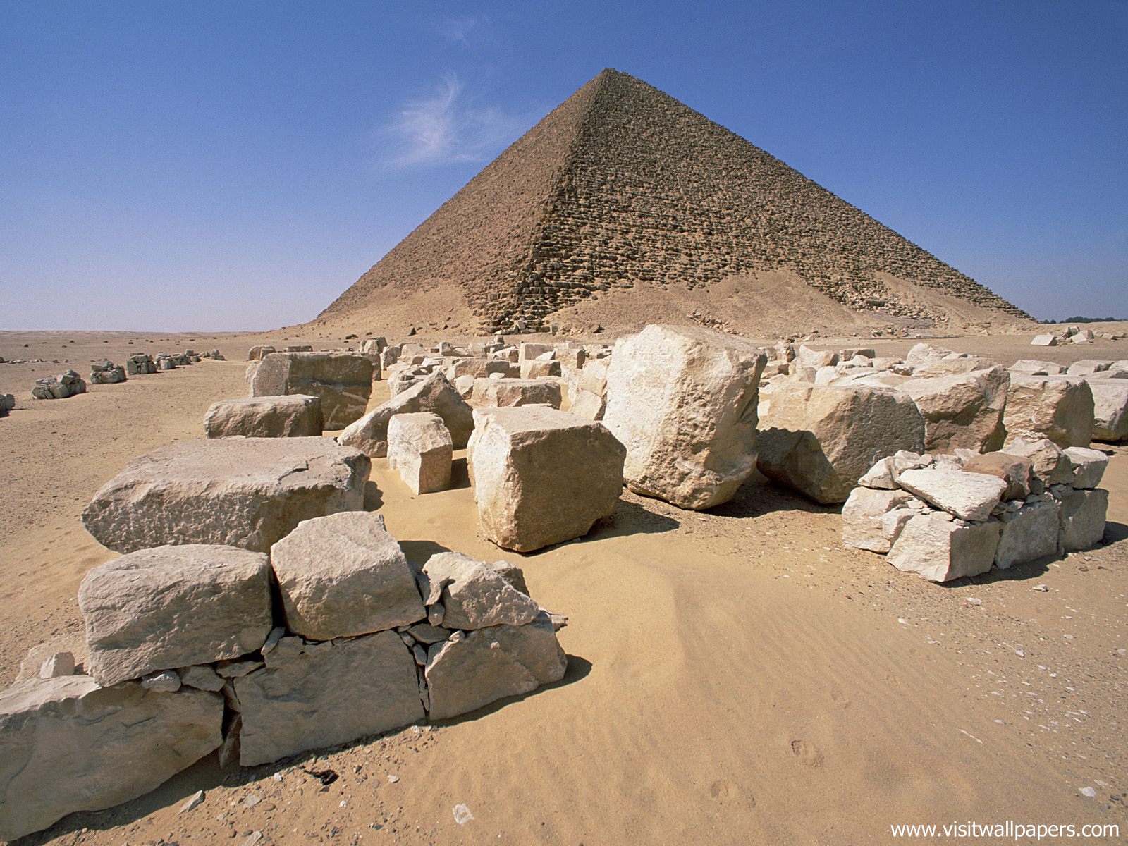 Pyramids_07