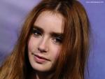 Lily_Collins_05