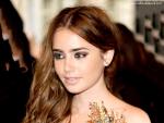 Lily_Collins_15