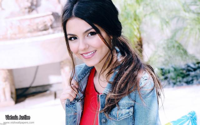 victoria_justice_01