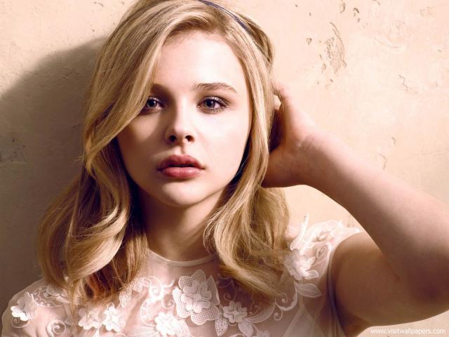 Chloe_Moretz_02