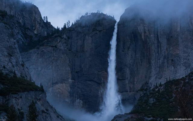 waterfalls_370