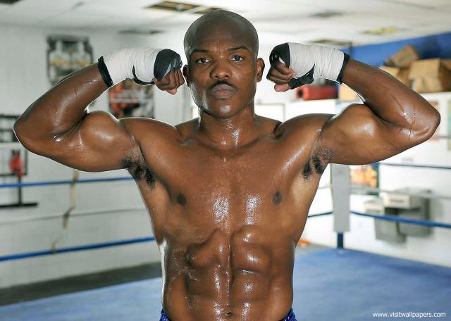 Timothy-Bradley_03