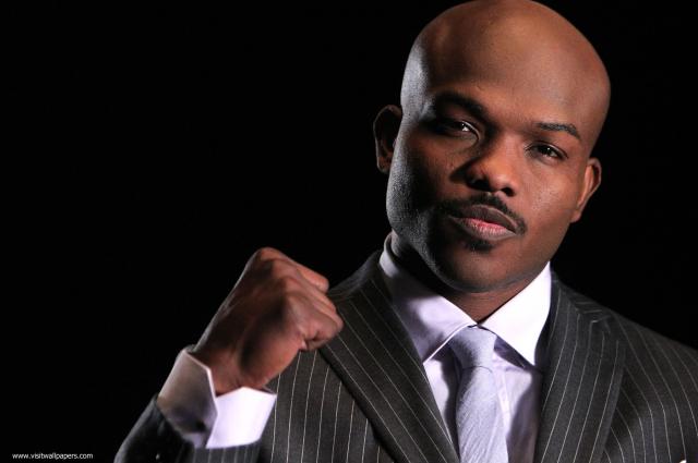 Timothy-Bradley_04