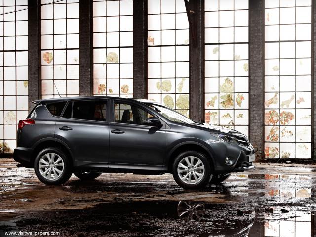 Toyota_77