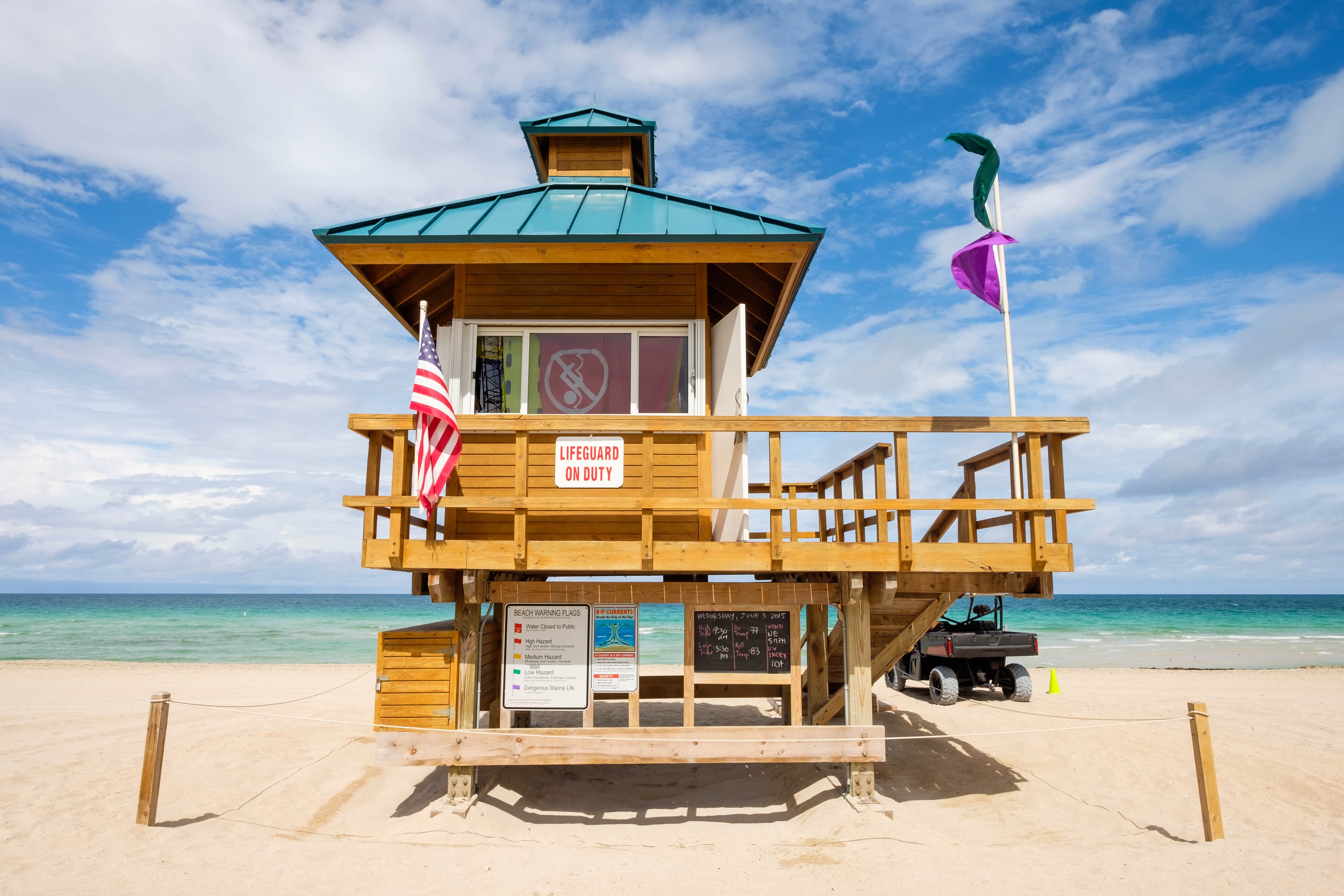 Lifeguard_Station_05