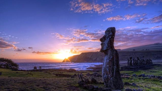 Moai_Stone_Statues_23