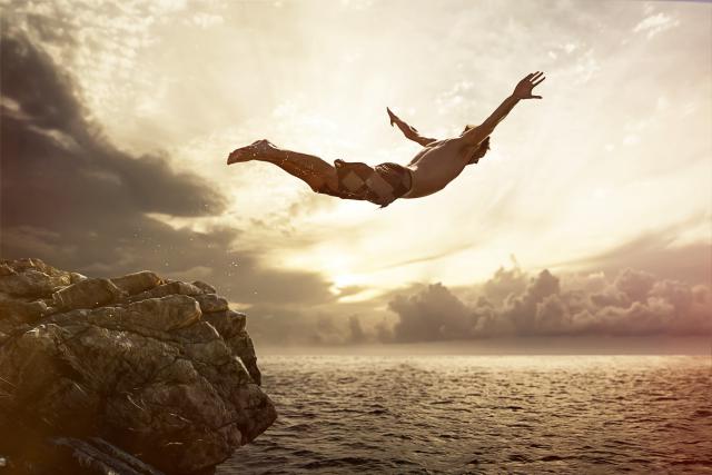Cliff_Diver_03