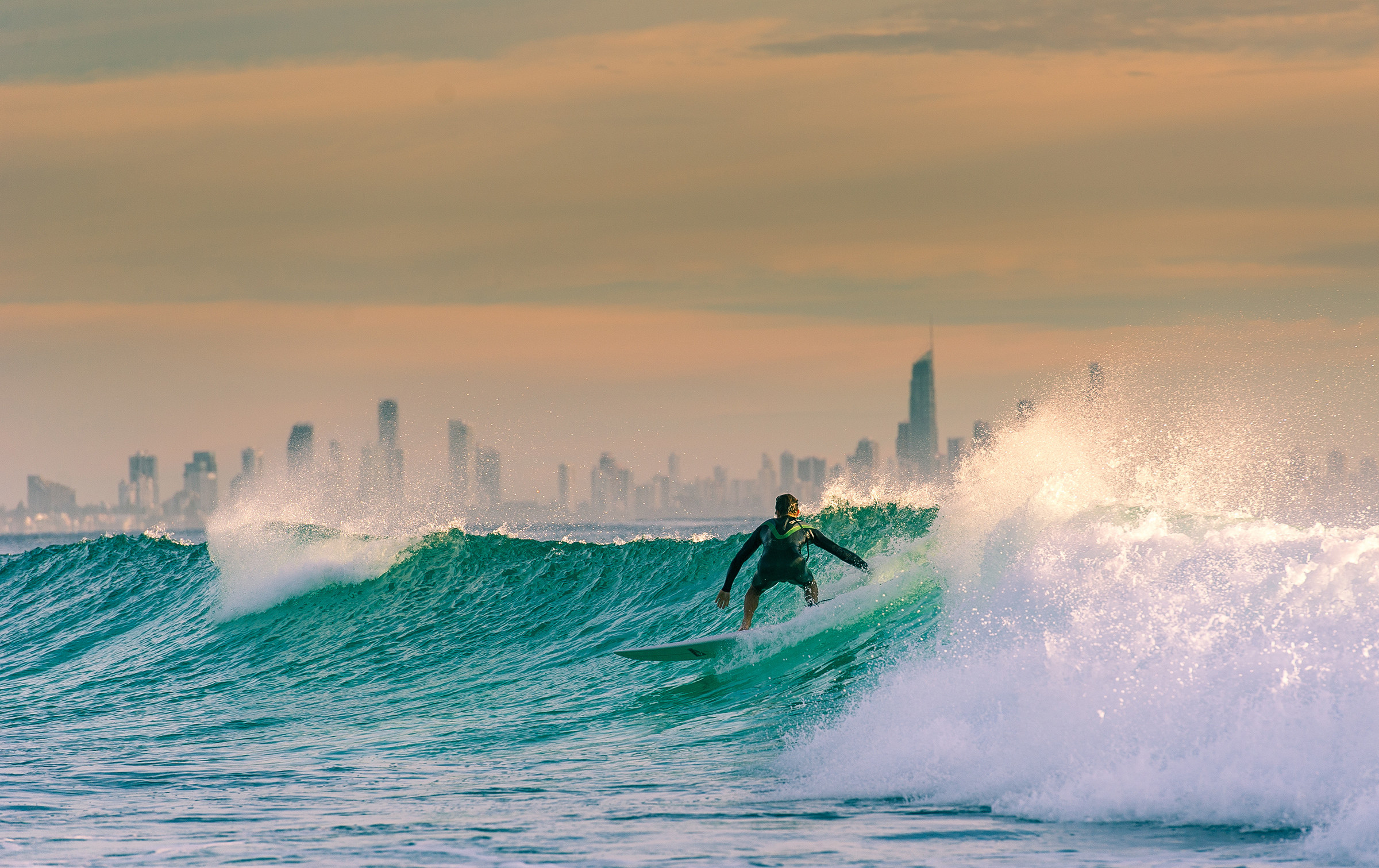 surfer_61