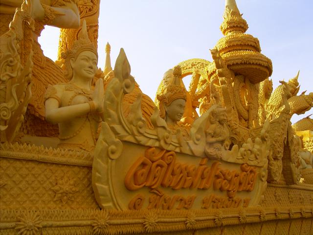 korat_candlefestival06