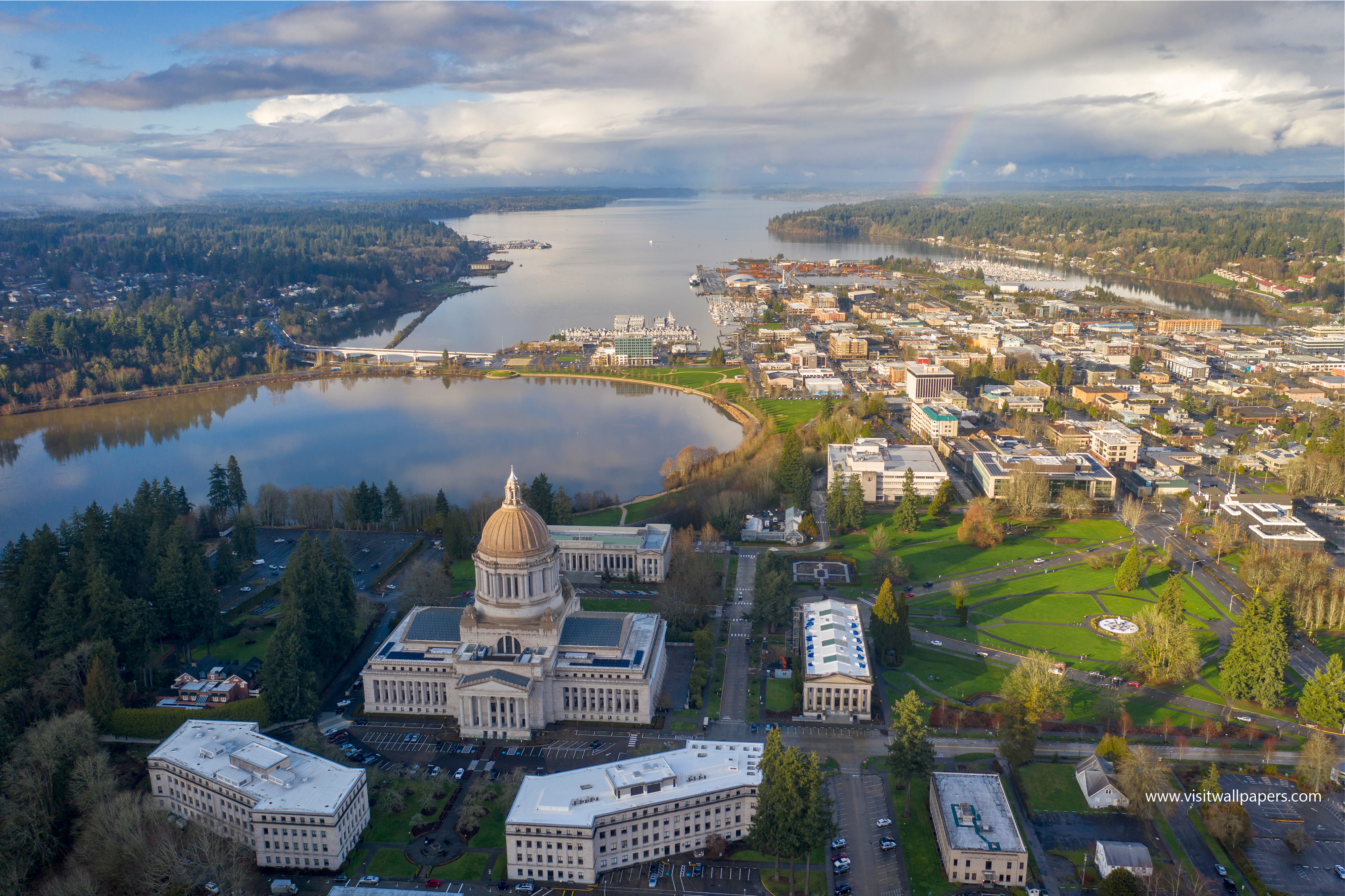 Aerial_view_700
