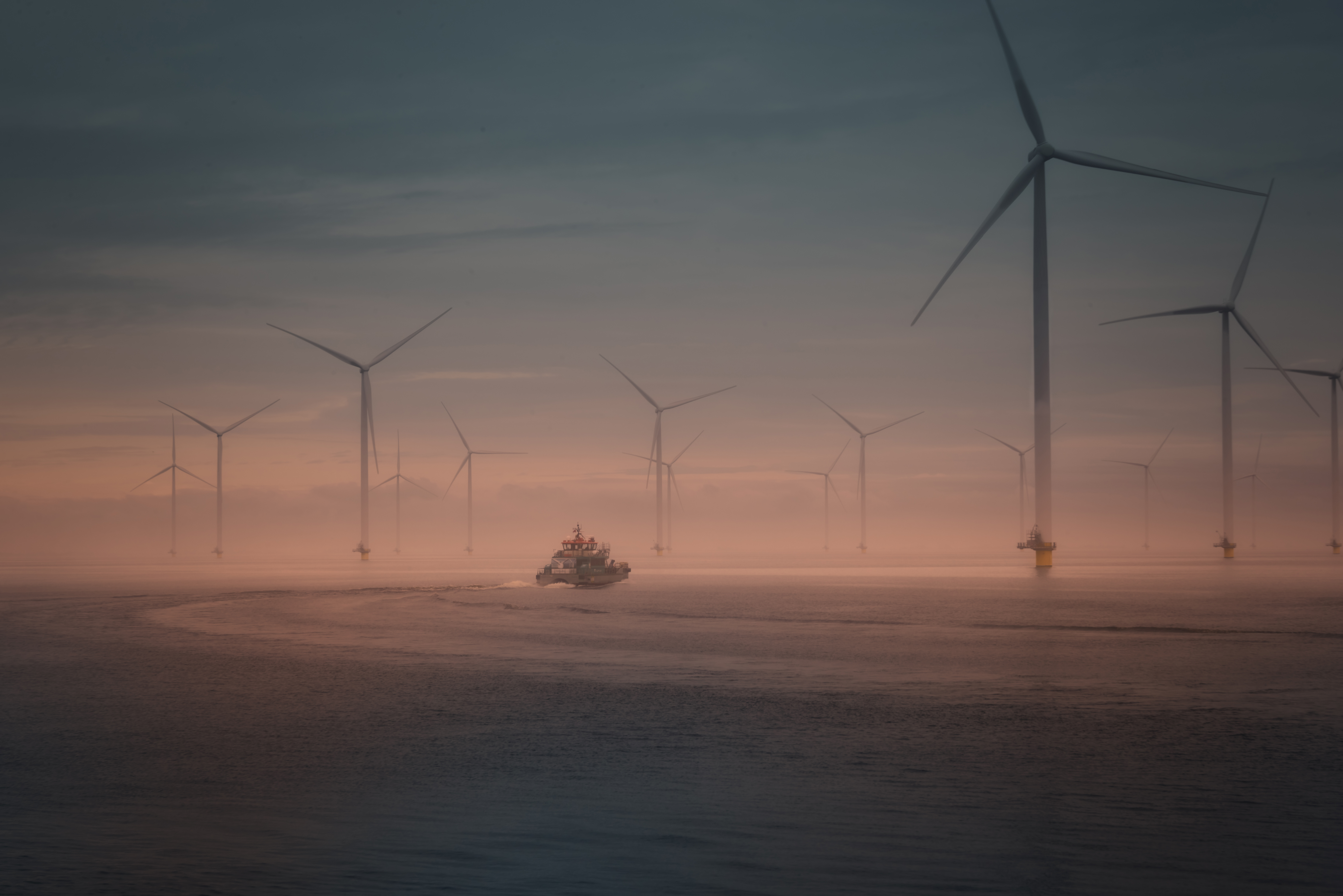 wind_turbines_57