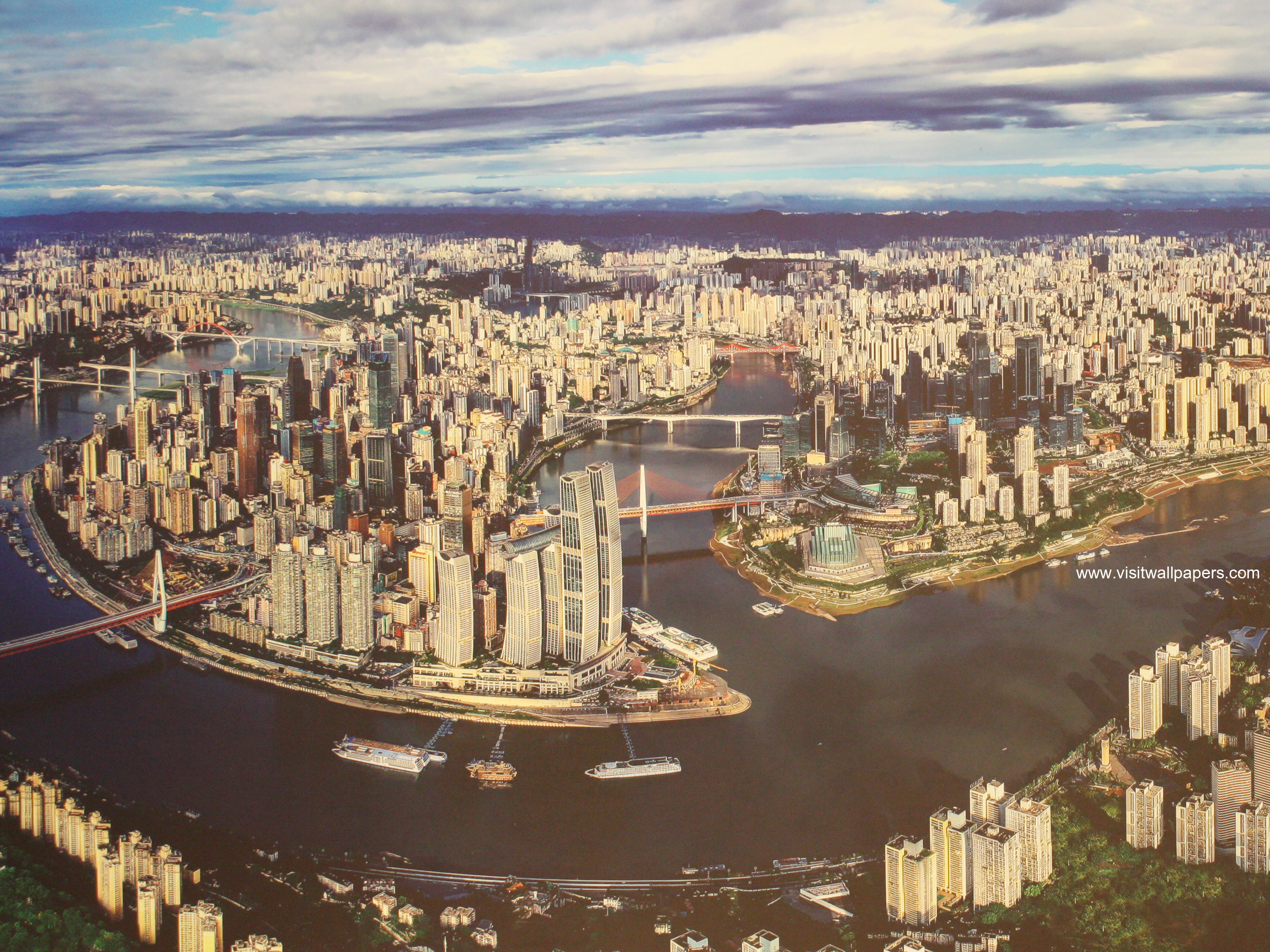 Aerial_view_815