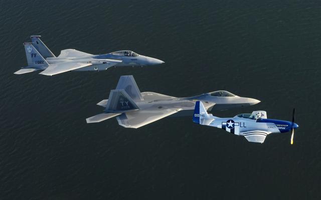 War_Airplane_001
