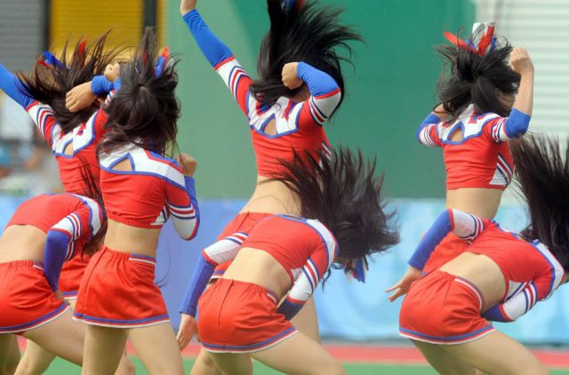 cheerleaders10