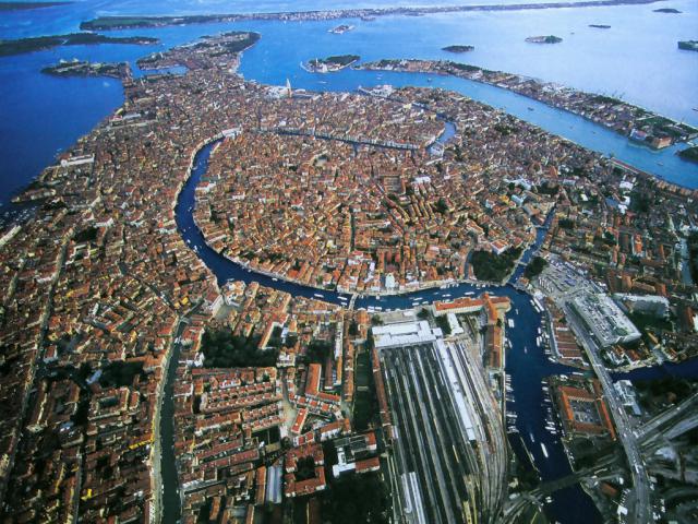 Aerial_view_112