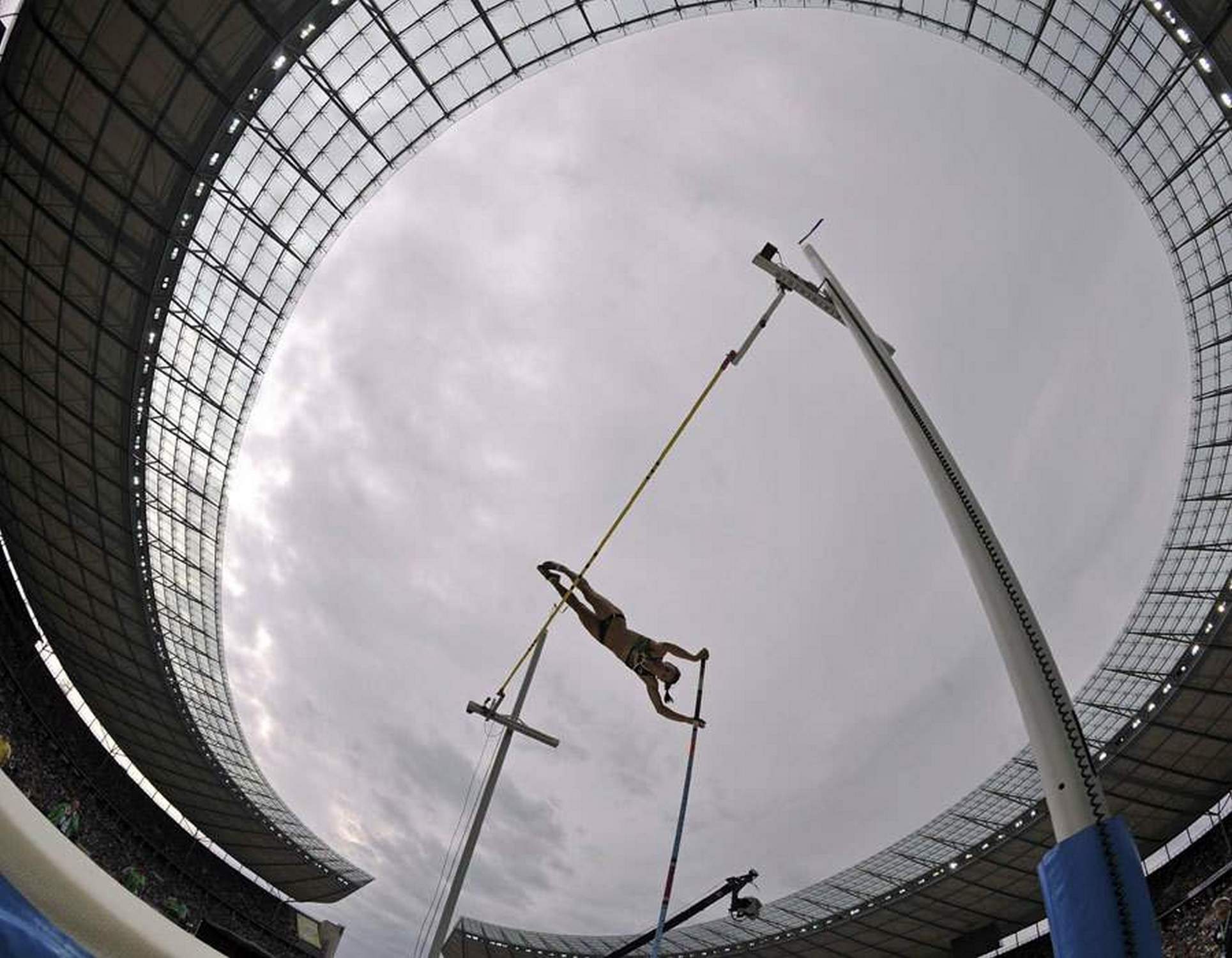 Yelena_Isinbayeva_01