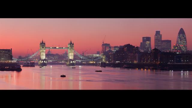 21.London_Thames_Sunset_panorama_-_Feb_2008