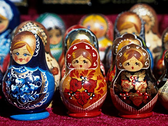 Matryoshka_Dolls_St_Petersburg_Russia