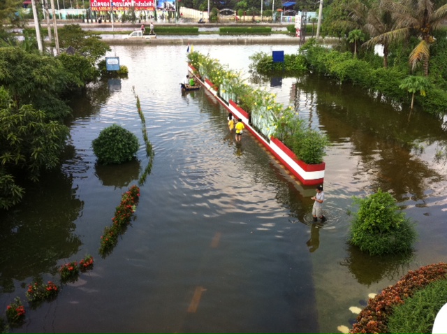 thai_flood_54_045